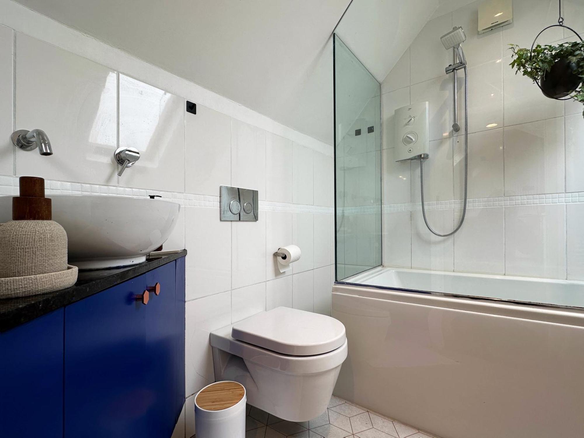 Ana's Place Near West Hampstead- 2 Double Beds, Max 4 People * Londra