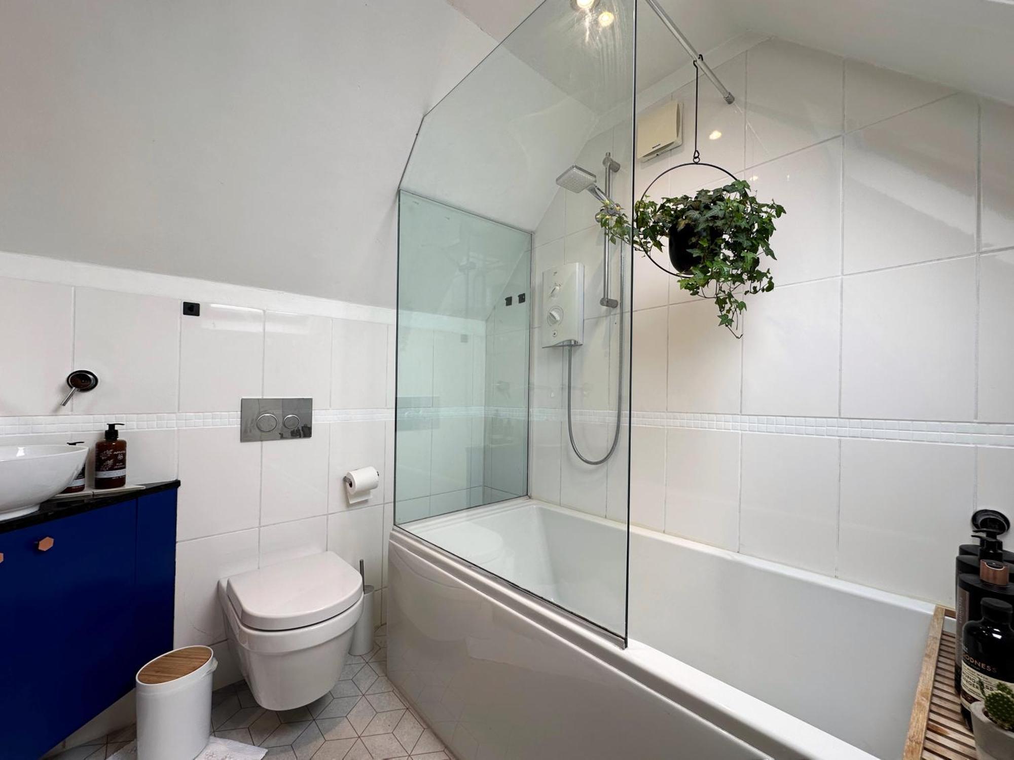 Ana's Place Near West Hampstead- 2 Double Beds, Max 4 People Appartamento